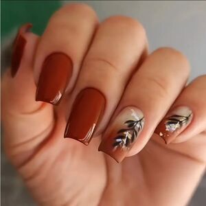 LEAF & GOLD FOIL PRESS ON NAILS MEDIUM SQUARE GLOSSY REUSABLE SET OF 24